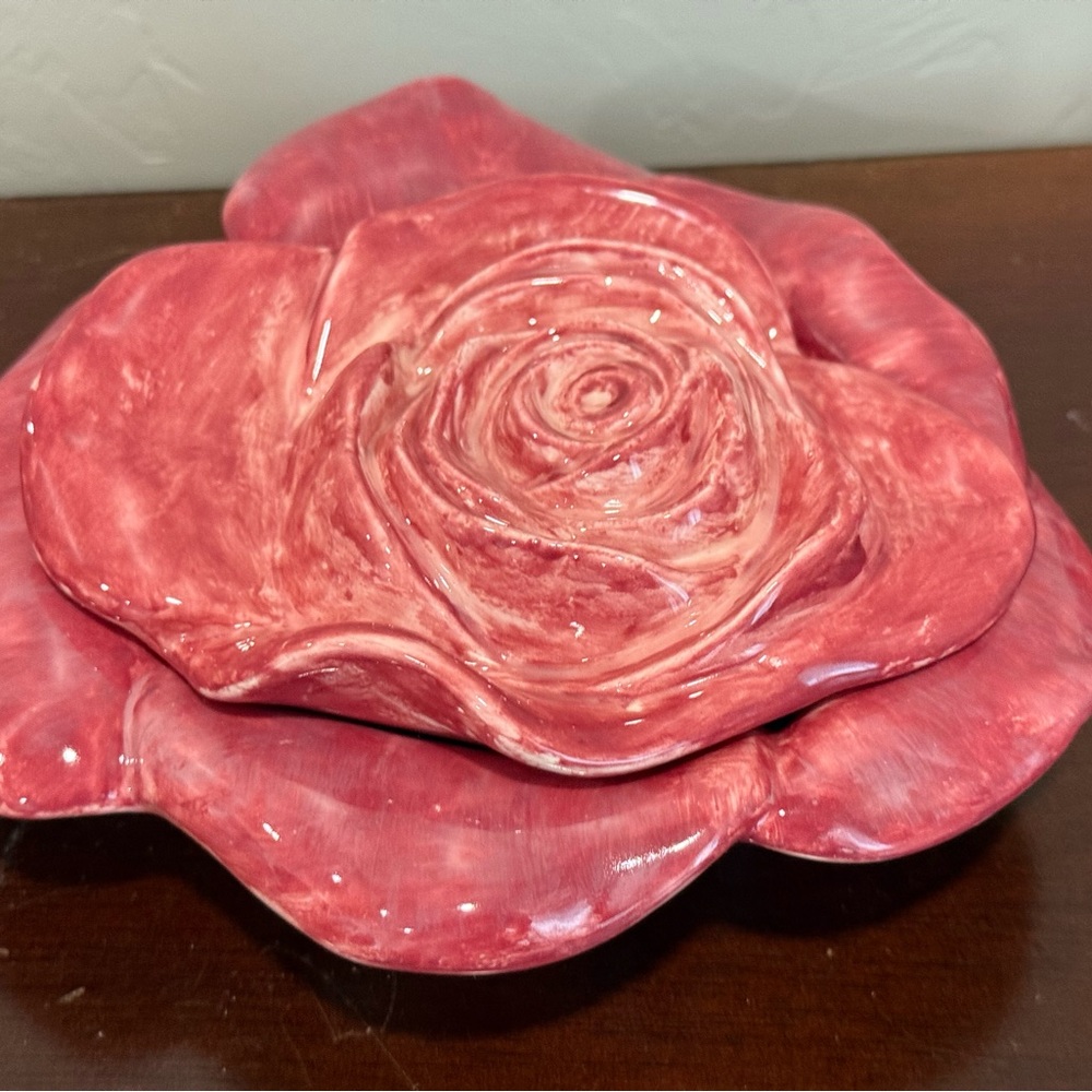 Vintage Ceramic Rose Trinket Box With Lid Bloom Glossy Pink Red Scalopped